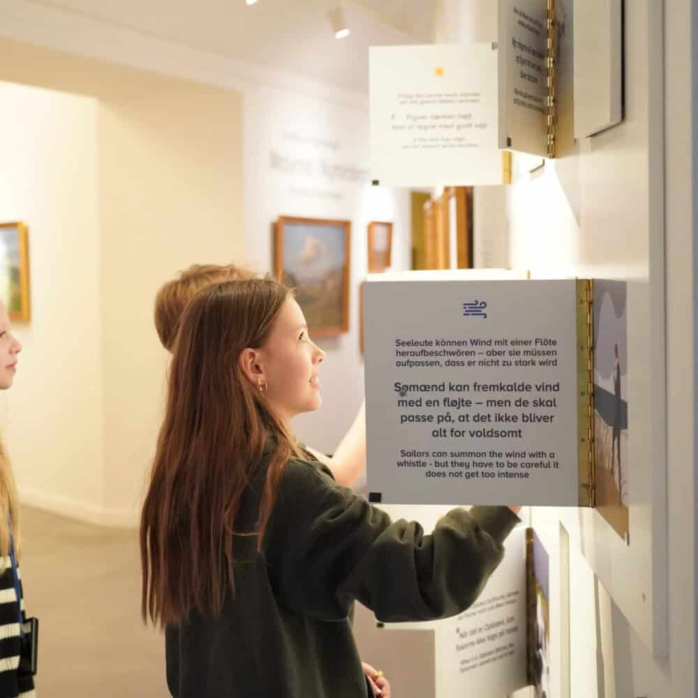 Kunstmalerens Nymindegab på Nymindegab Museum - vend lågernes og bliv klogere. Sjov for børn